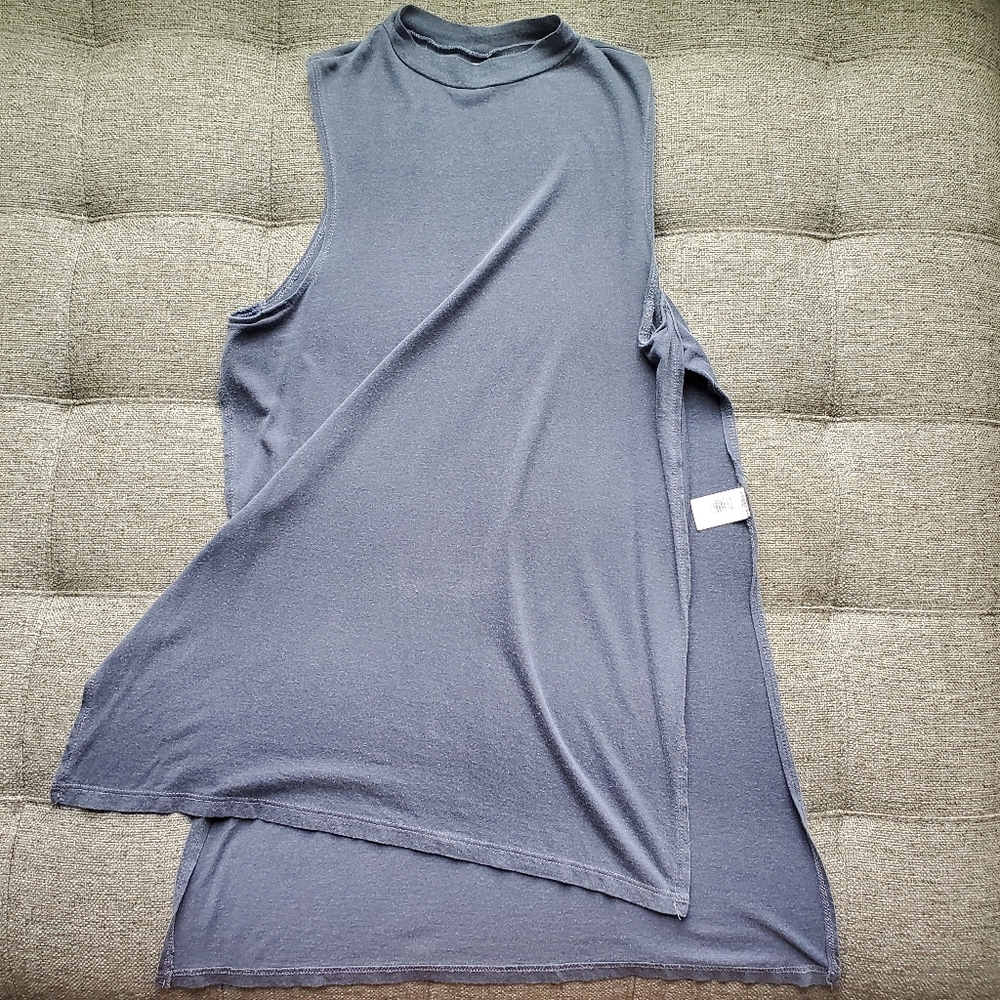 Slitted Abound Muscle Tee